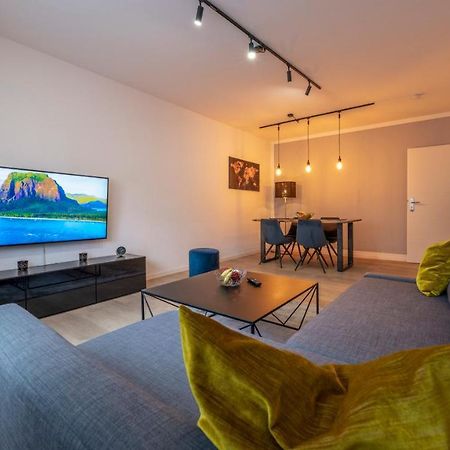 Flair: Stylisches Apartment - Netflix - Basf - Uni Mannheim 莱茵河畔路德维希港 外观 照片